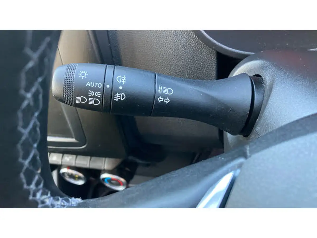 2020-dacia-duster-13-tce-comfort-ss-big-32