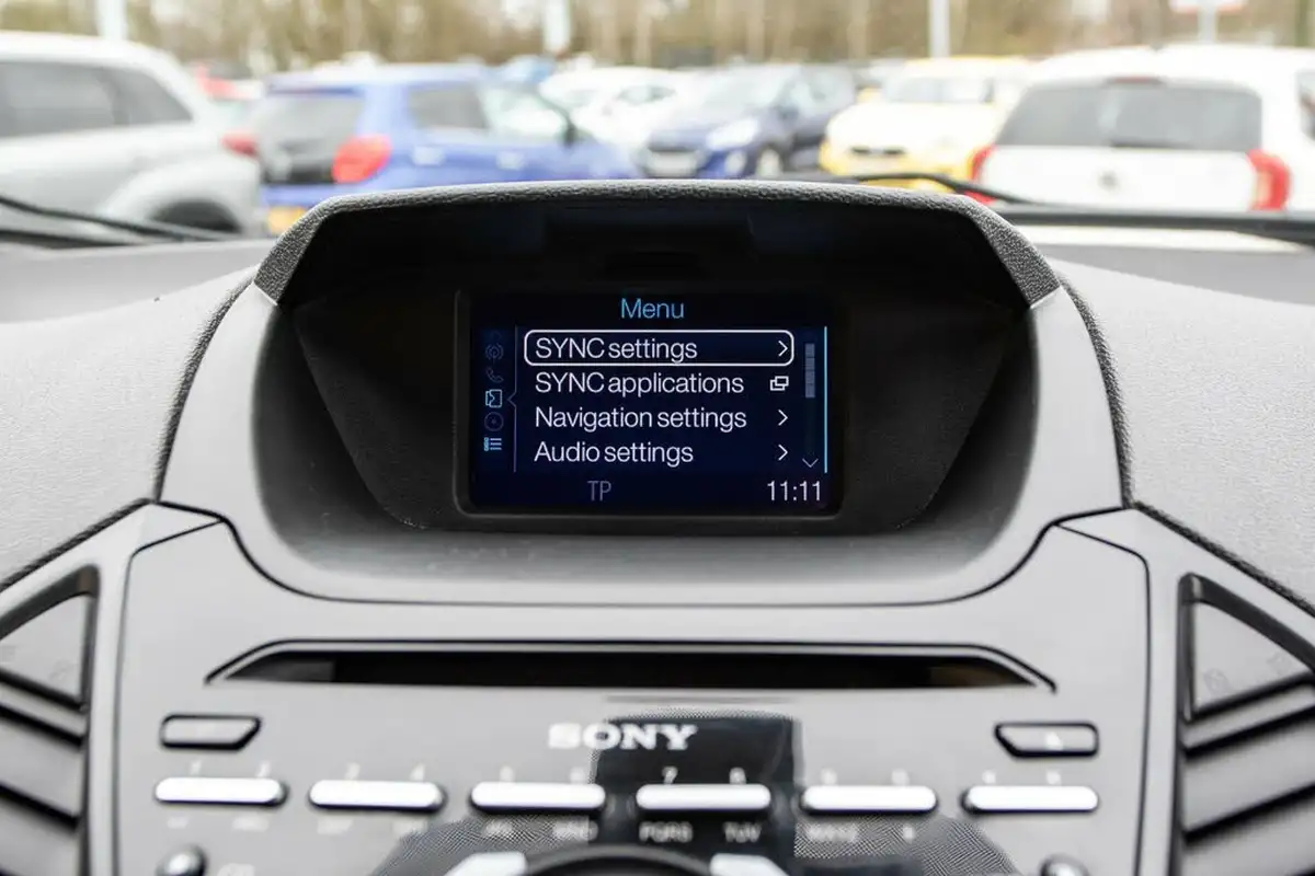 2017-ford-ecosport-10t-titanium-s-140ps-big-26