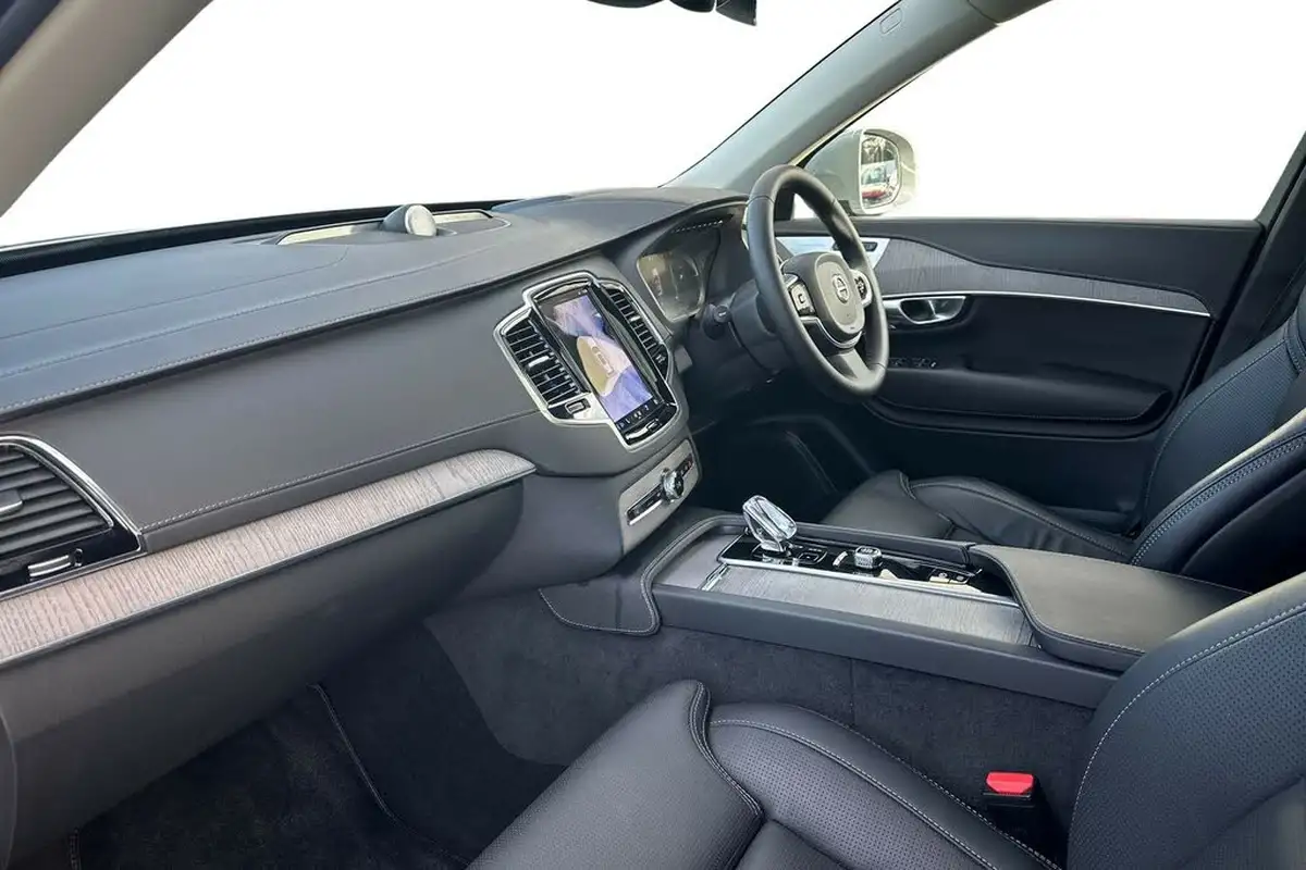 2023-volvo-xc90-20-t8-ultimate-dark-big-1