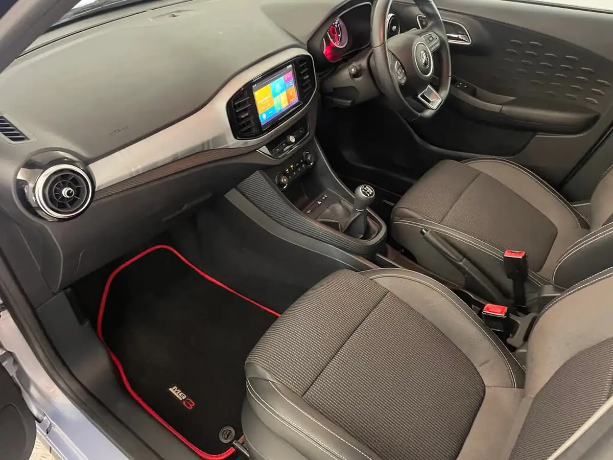 2022-mg-mg3-15-vti-tech-exclusive-nav-big-35