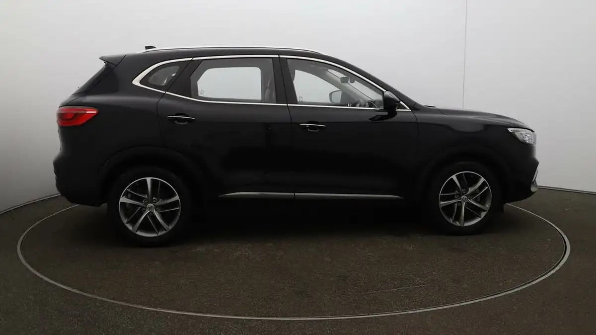 2023-mg-hs-15t-gdi-excite-162ps-dct-big-40