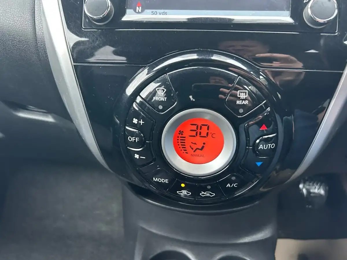 2014-nissan-note-15dci-tekna-style-pack-big-14
