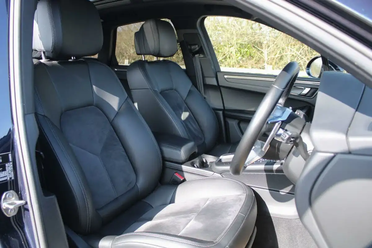 2018-porsche-macan-20-252ps-ss-big-3