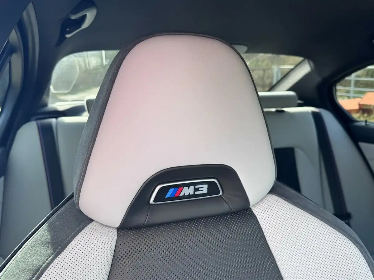 2021-bmw-3-series-30-m3-competition-big-13