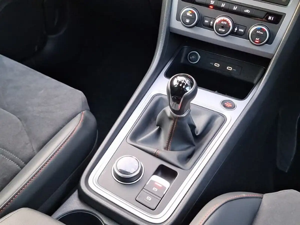 2024-seat-ateca-15-ecotsi-fr-big-9
