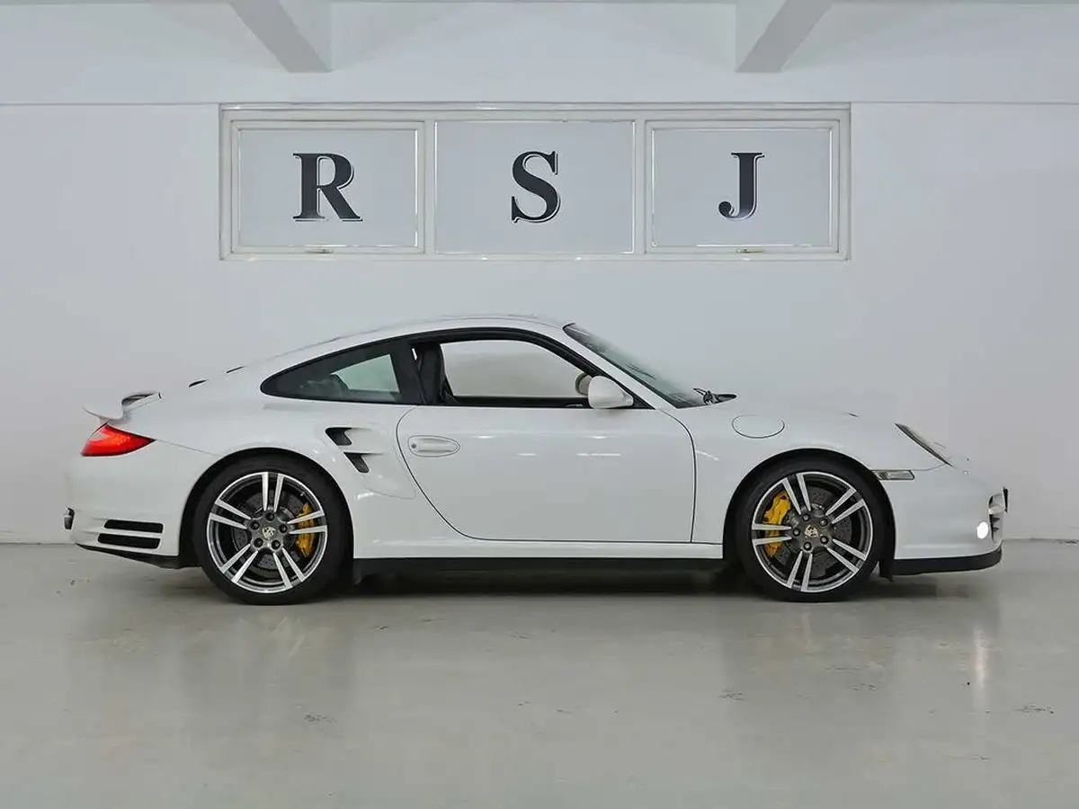 2011-porsche-911-38-turbo-s-coupe-big-1