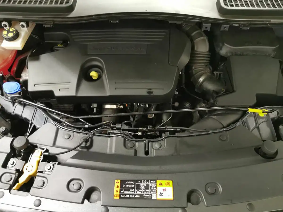 2019-ford-kuga-20tdci-st-line-edition-150ps-ss-big-39