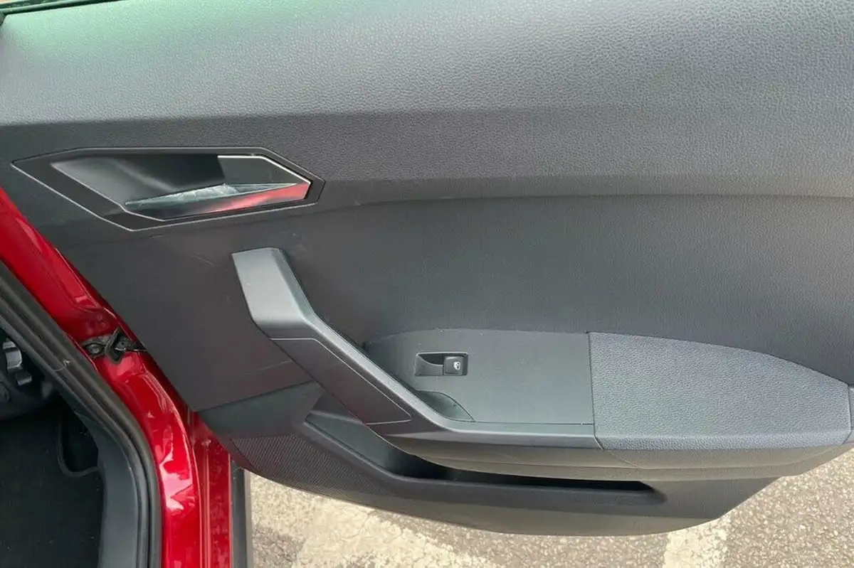 2023-seat-arona-10-tsi-fr-big-23