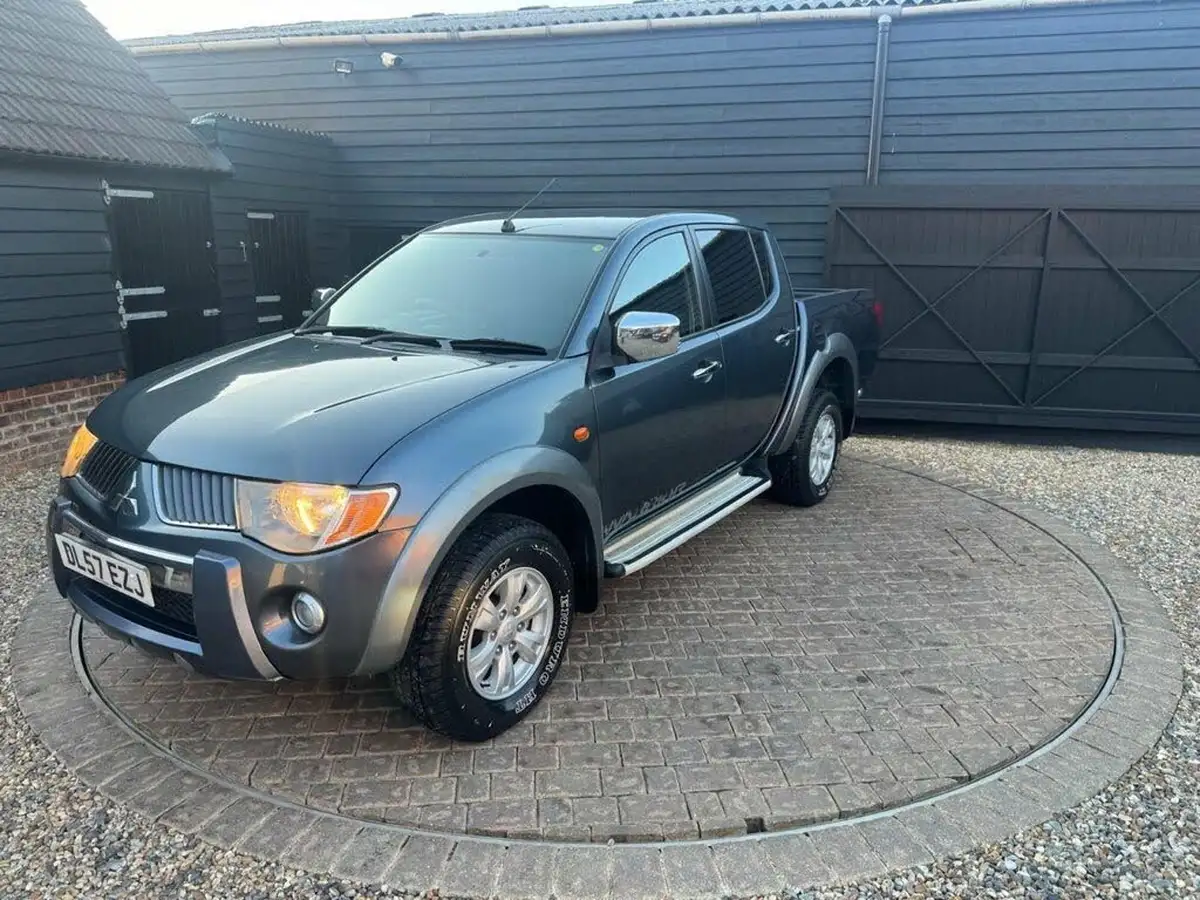 2008-mitsubishi-l200-25td-warrior-double-pickup-big-24