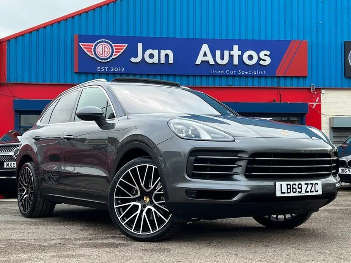 2019-porsche-cayenne-30-v6-station-wagon-big-64