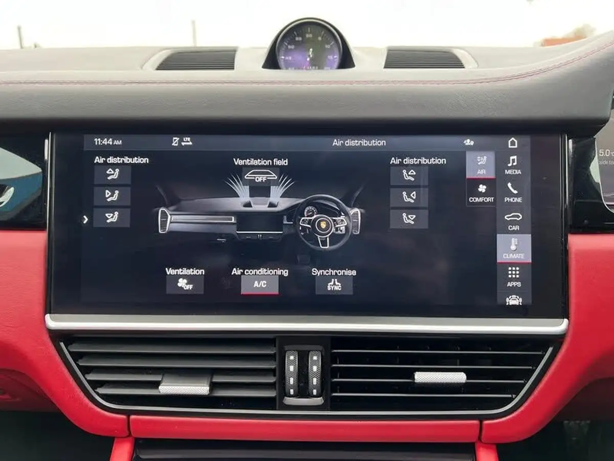 2019-porsche-cayenne-30-v6-station-wagon-big-17