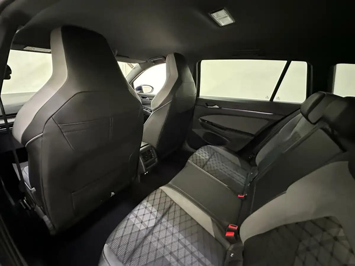 2022-volkswagen-golf-15-etsi-r-line-150ps-estate-big-25