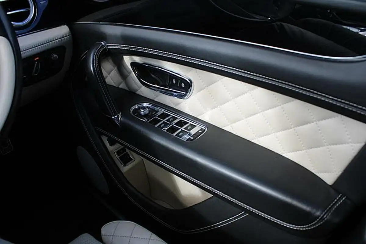 2016-bentley-bentayga-60-w12-big-34