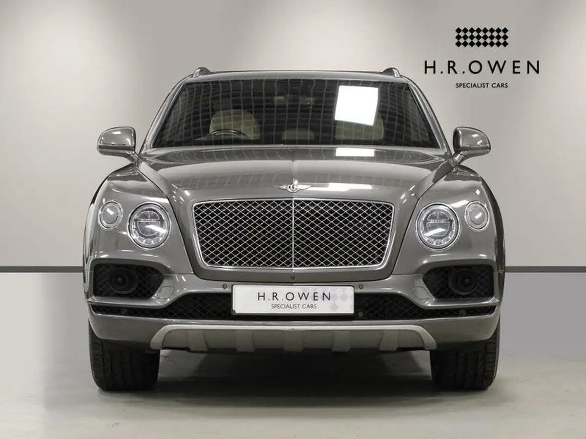 2016-bentley-bentayga-60-w12-big-6