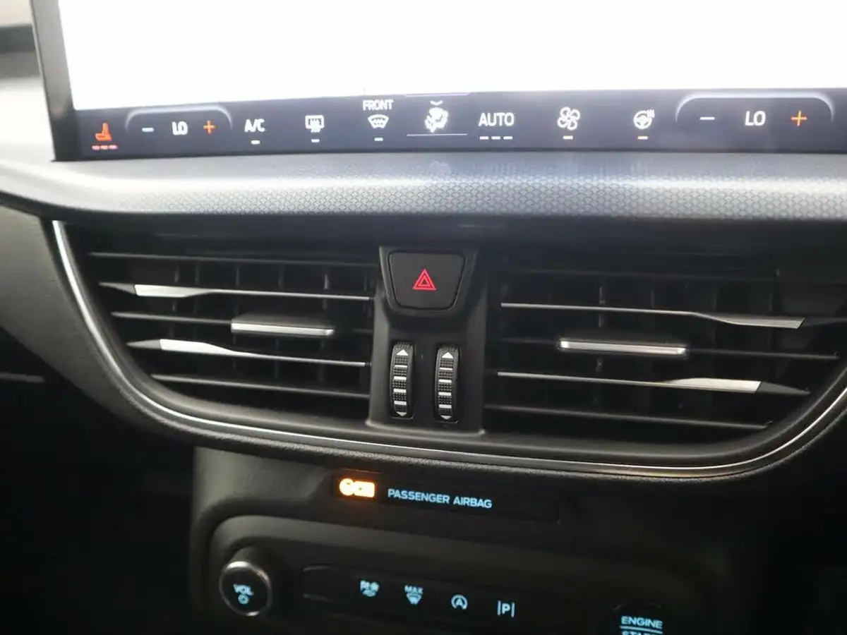 2023-ford-focus-10t-active-x-125ps-hybrid-mhev-hatchback-powershift-big-31