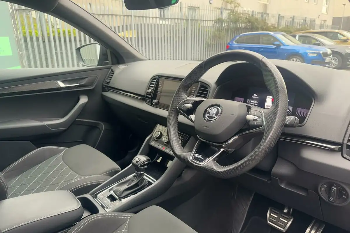 2023-skoda-karoq-15-tsi-sportline-dsg-big-5