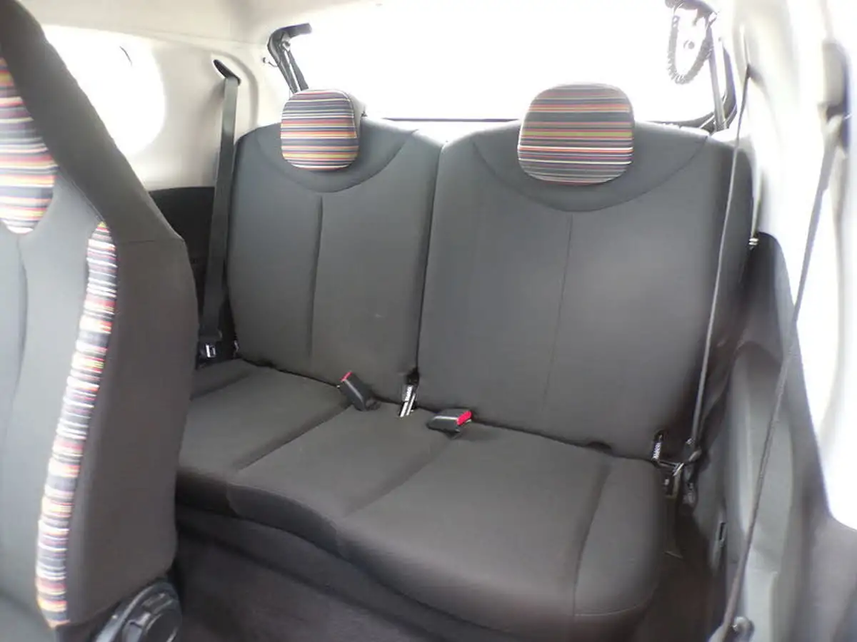 2014-citroen-c1-10-vti-feel-3d-big-15