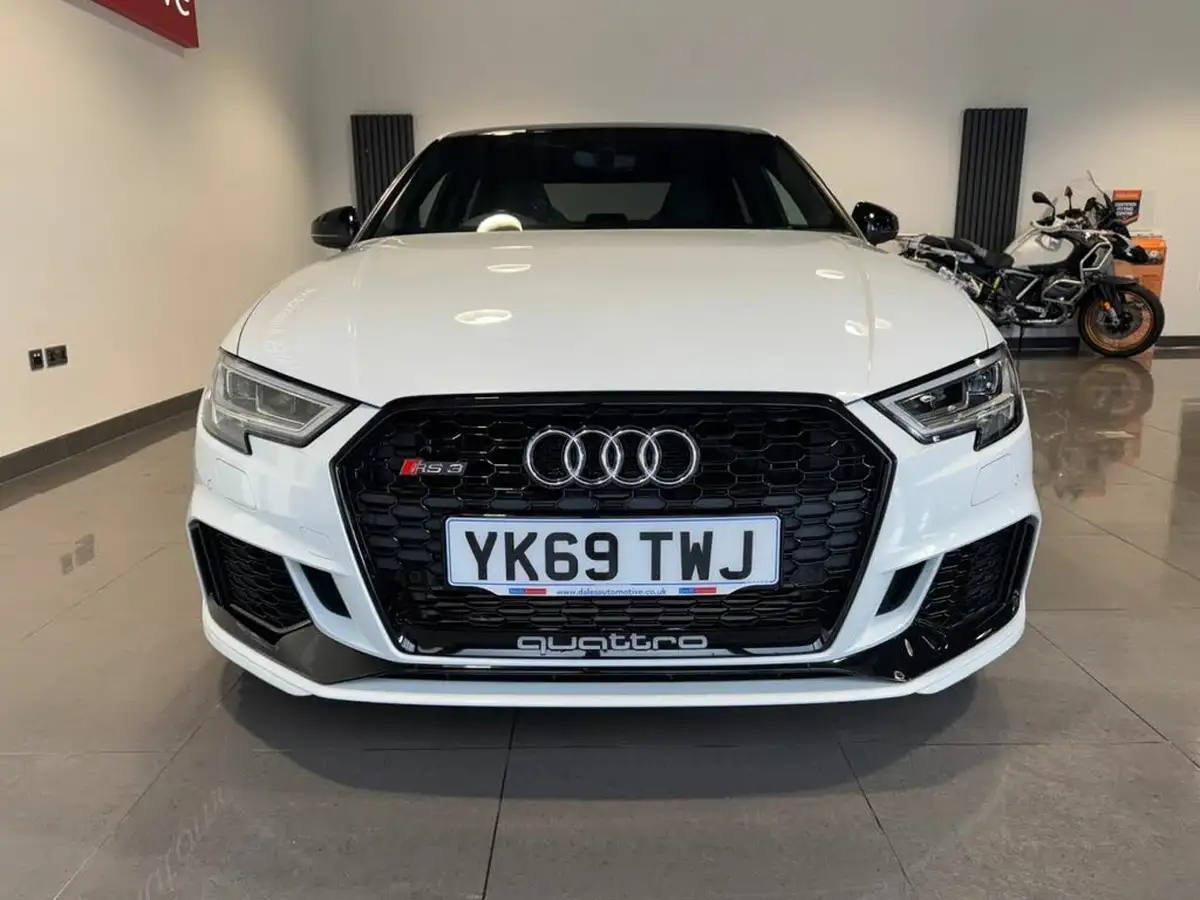 2019-audi-rs3-25-tfsi-sport-edition-saloon-4d-big-13