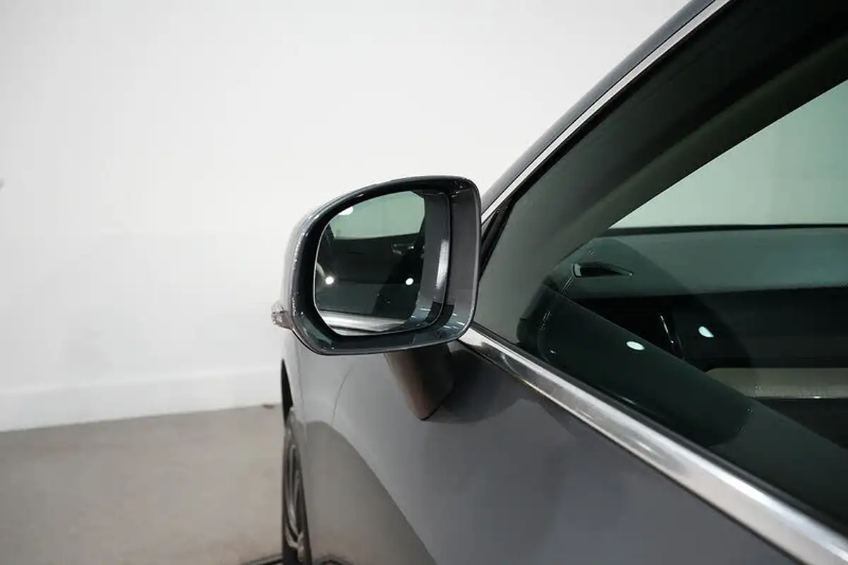 2019-volvo-xc60-20-t5-inscription-awd-big-16