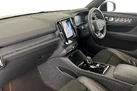 2020-volvo-xc40-15-t3-r-design-geartronic-small-1