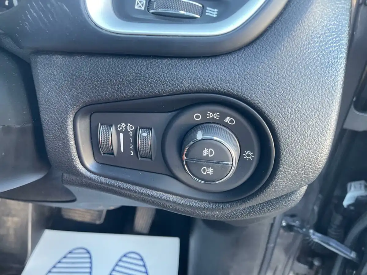 2017-jeep-renegade-14-multiair-ii-longitude-ddct-big-19