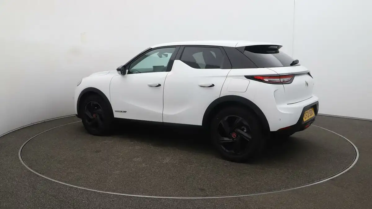 2021-ds-ds-3-crossback-12-puretech-performance-line-130ps-big-36