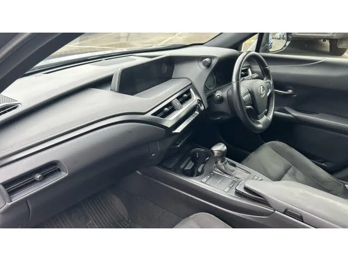 2020-lexus-ux-250h-20-ux-premium-pack-with-navigation-big-8