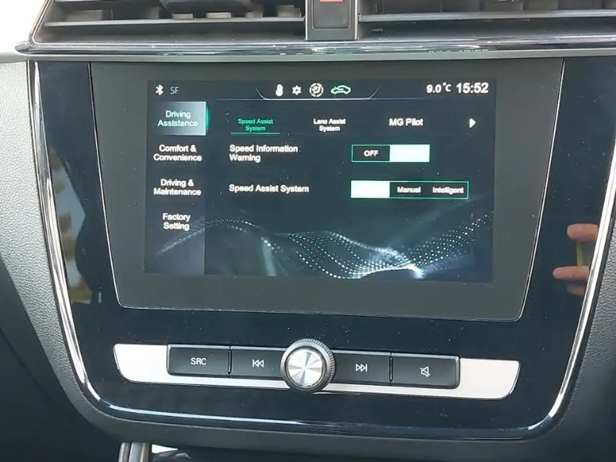 2020-mg-zs-suv-e-excite-ev-big-16