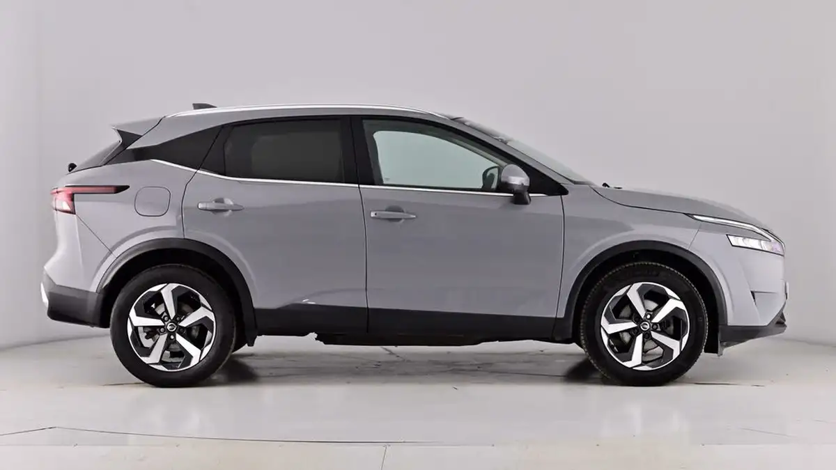 2022-nissan-qashqai-13-dig-t-n-connecta-140ps-big-77