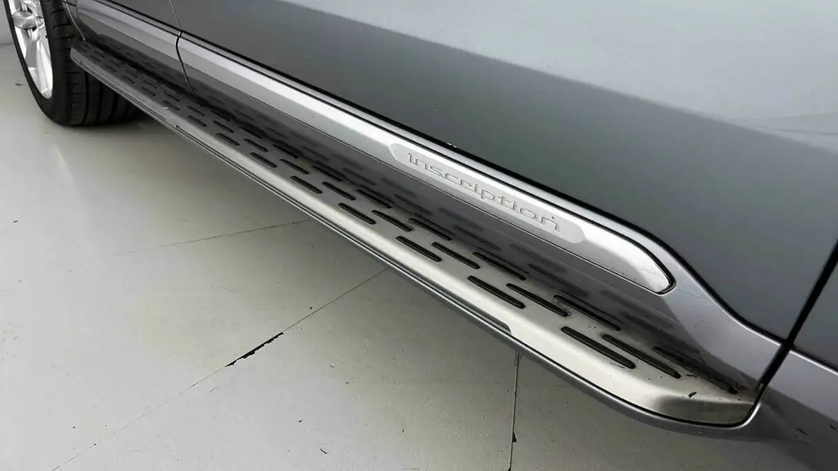 2018-volvo-xc90-20-t8-inscription-384bhp-awd-twin-engine-big-26
