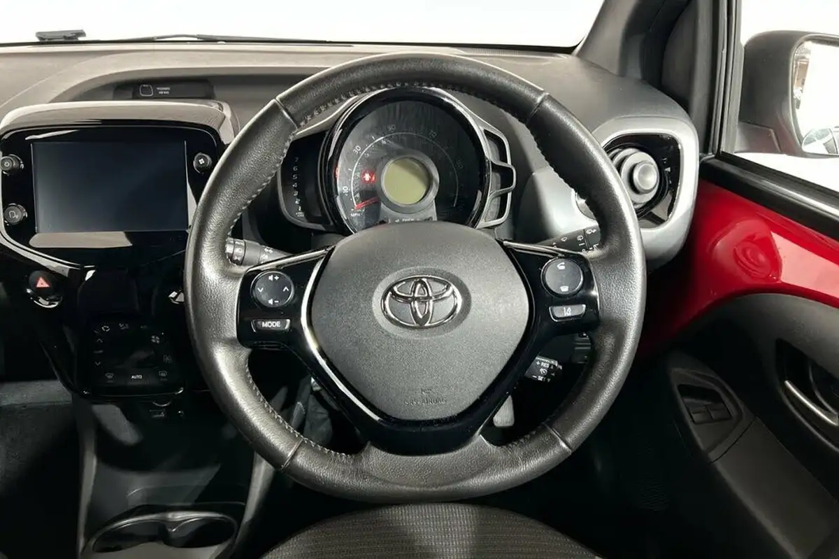 2022-toyota-aygo-10-vvt-i-x-trend-tss-big-23