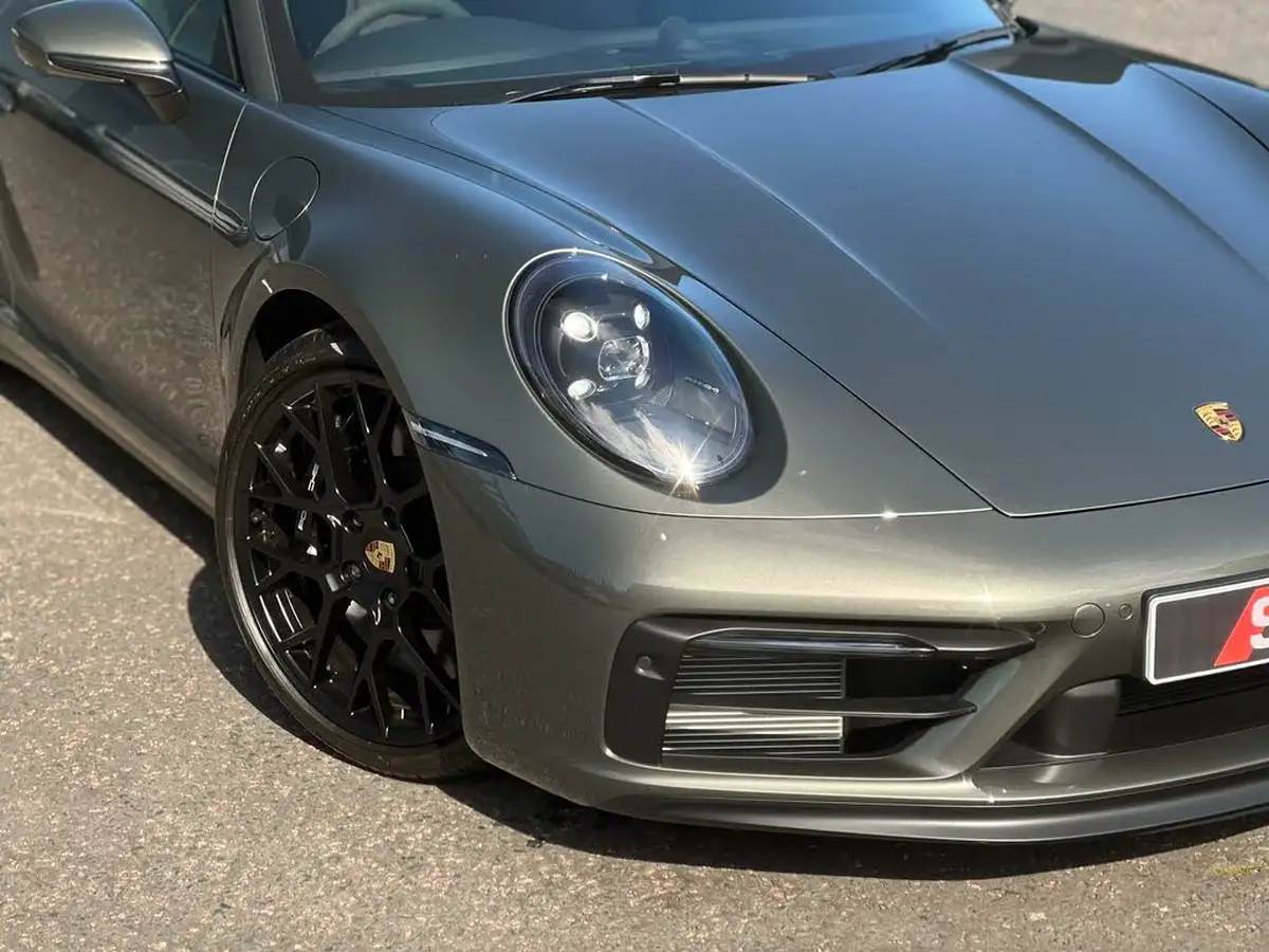 2023-porsche-911-30-carrera-gts-coupe-pdk-big-11