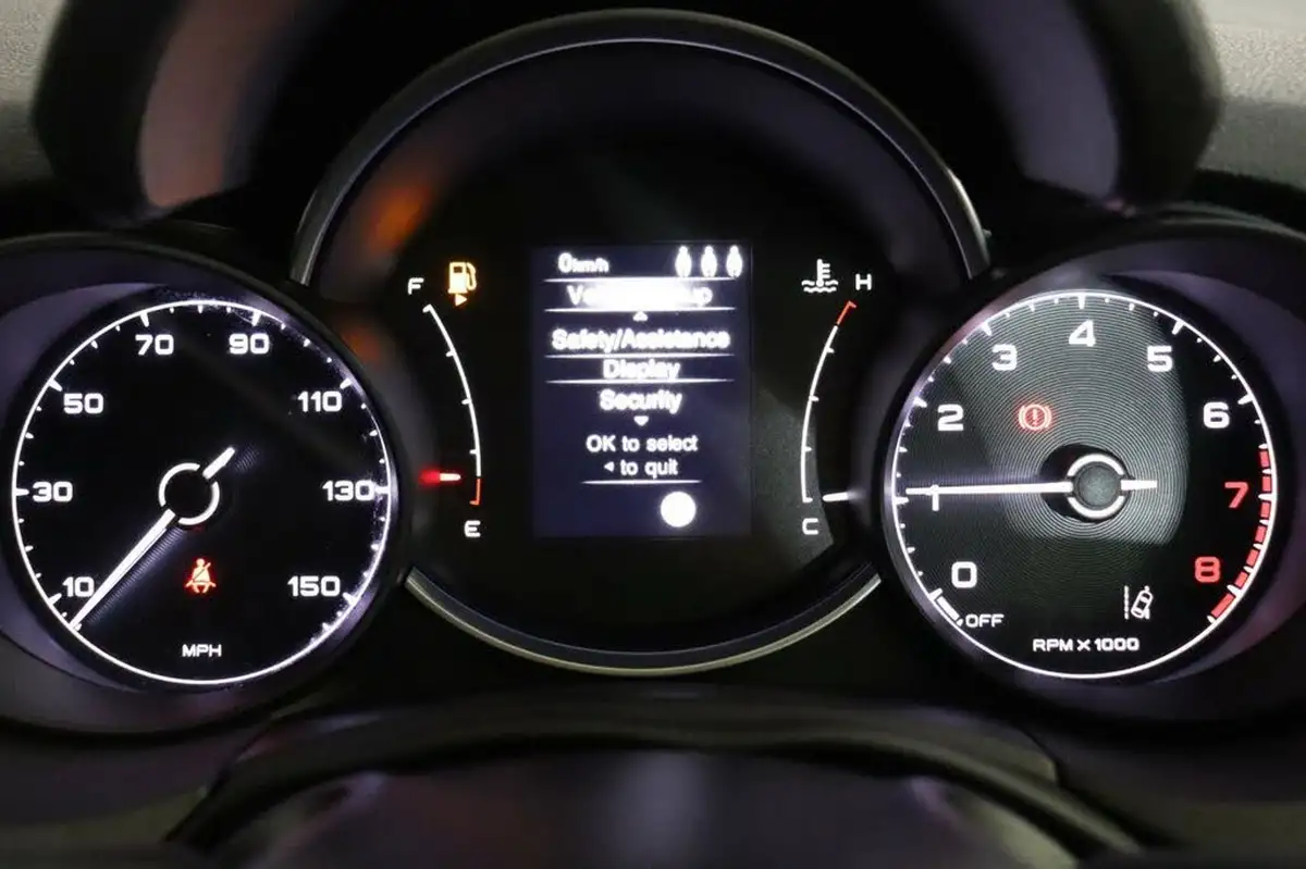 2021-fiat-500x-10-firefly-turbo-cross-big-25