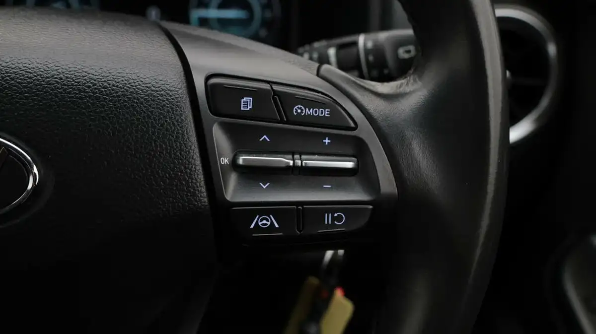2022-hyundai-kona-10-t-gdi-se-connect-big-25