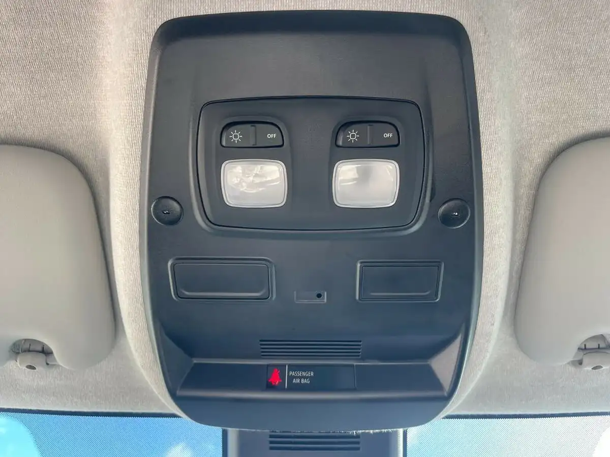 2022-renault-trafic-20dci-sl28-130-business-big-41