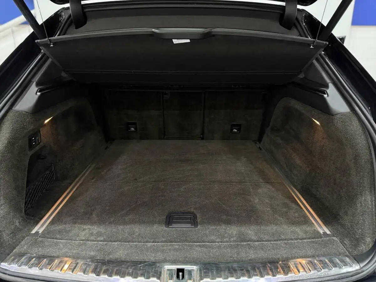 2019-bentley-bentayga-40-v8-big-56