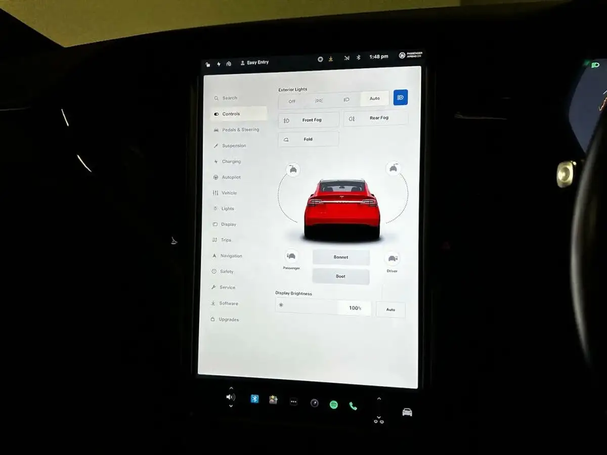 2018-tesla-model-x-e-75d-big-25