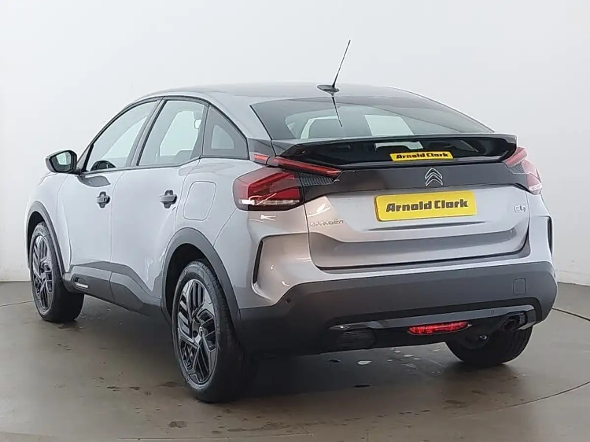 2023-citroen-c4-12-puretech-sense-big-1