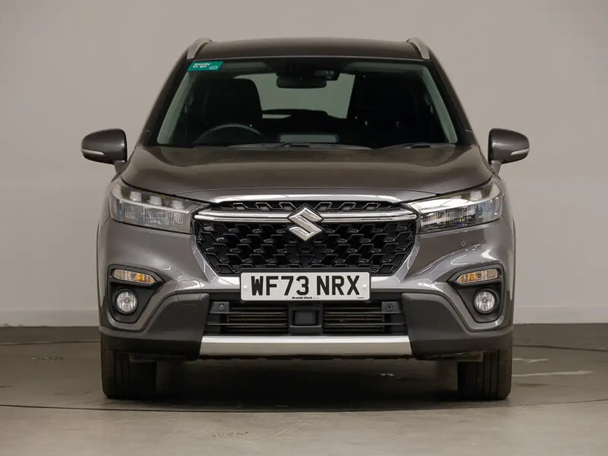 2023-suzuki-s-cross-14-boosterjet-motion-big-19