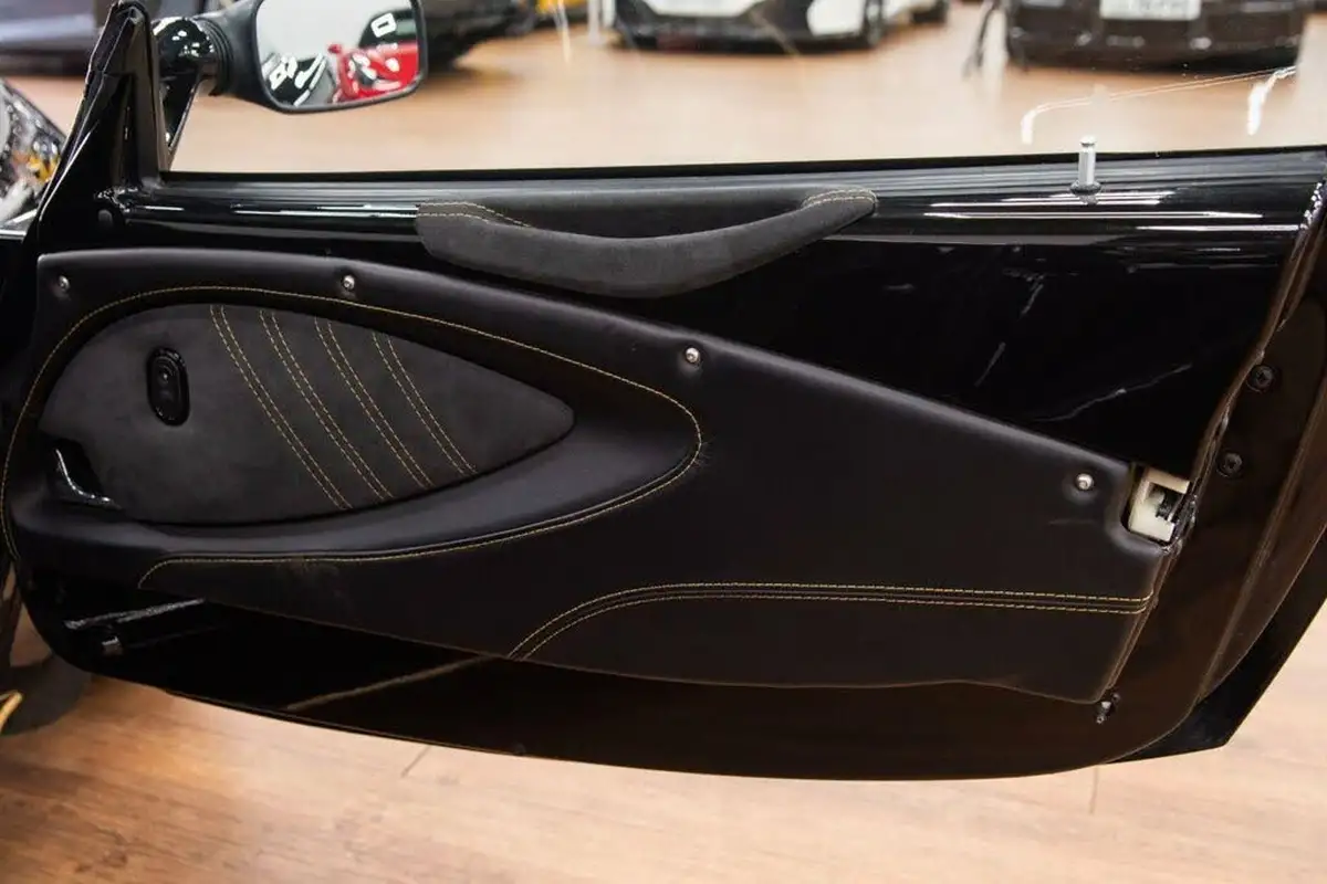 2018-lotus-elise-18-250-cup-big-28