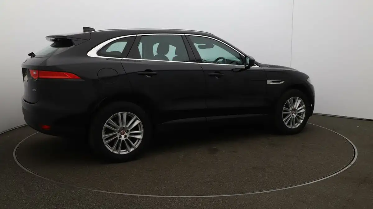 2020-jaguar-f-pace-20-i4d-portfolio-180ps-auto-big-44