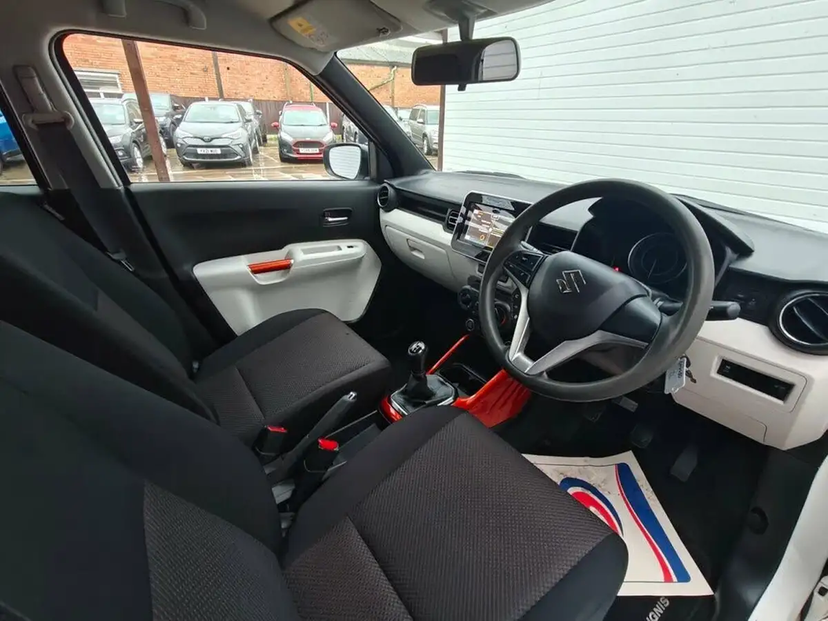 2018-suzuki-ignis-12-dualjet-adventure-big-32