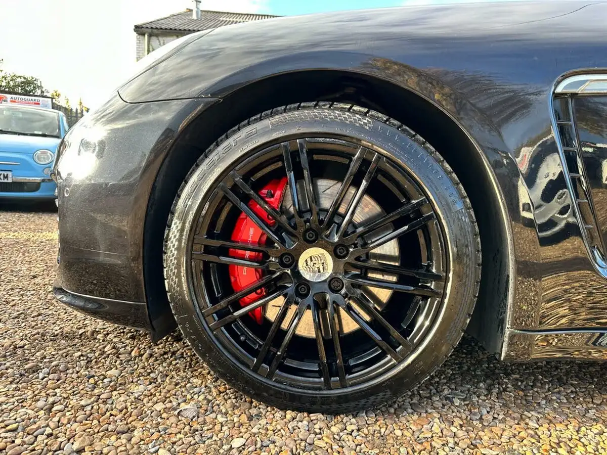 2016-porsche-panamera-48-turbo-big-76