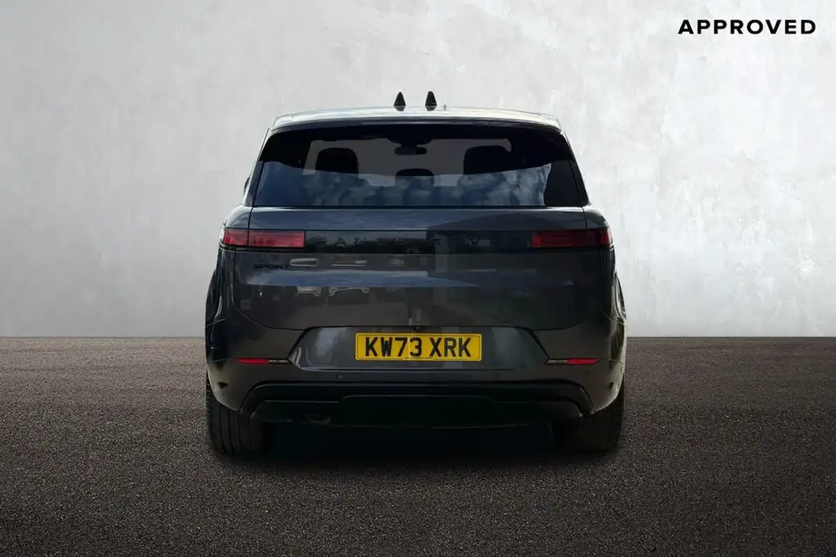 2023-land-rover-range-rover-sport-30-d300-dynamic-se-big-6