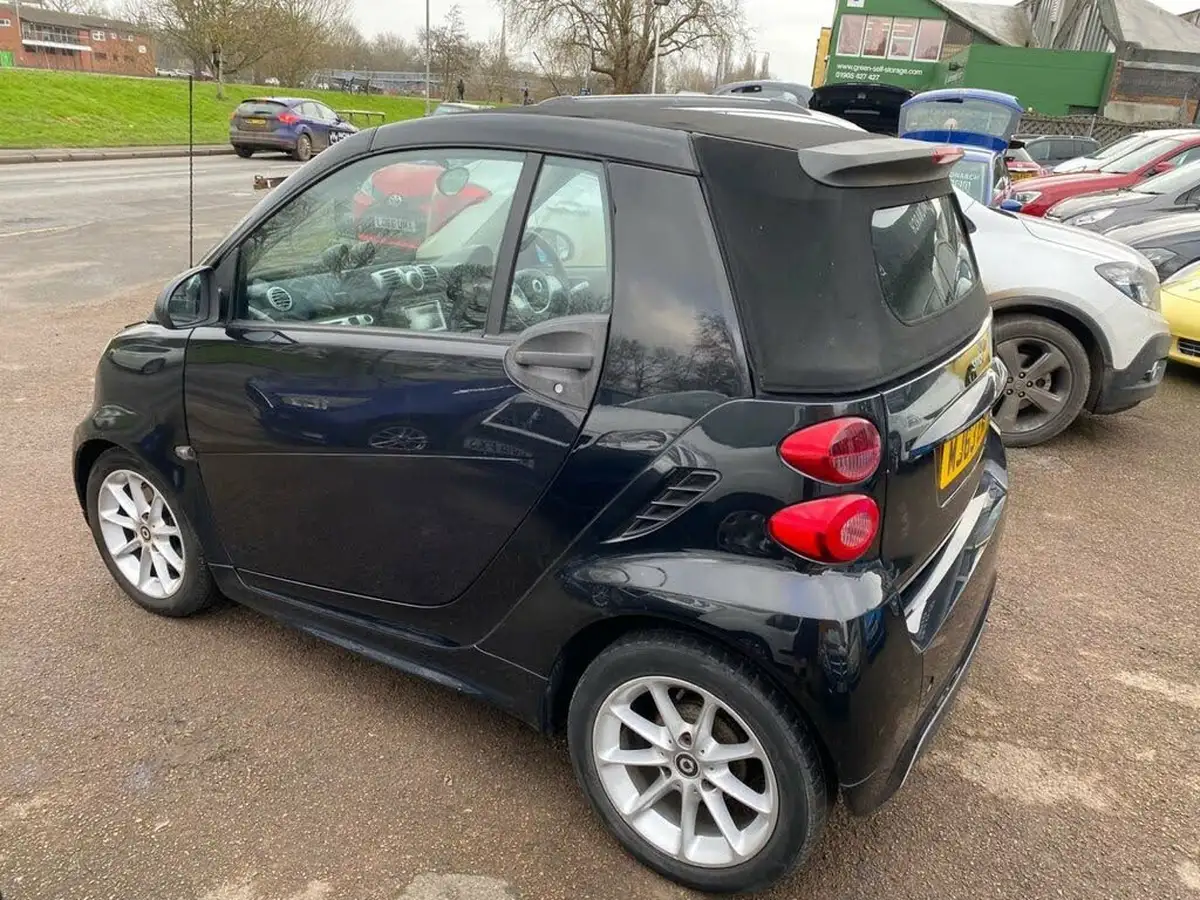 2013-smart-fortwo-10-passion-71bhp-cabriolet-big-8