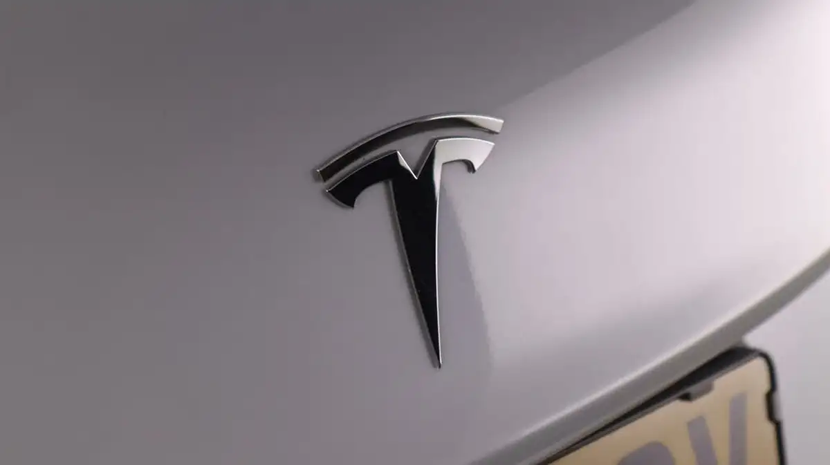2020-tesla-model-3-e-standard-plus-big-20