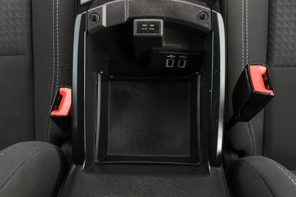 2018-ford-c-max-16-ti-vct-zetec-big-26