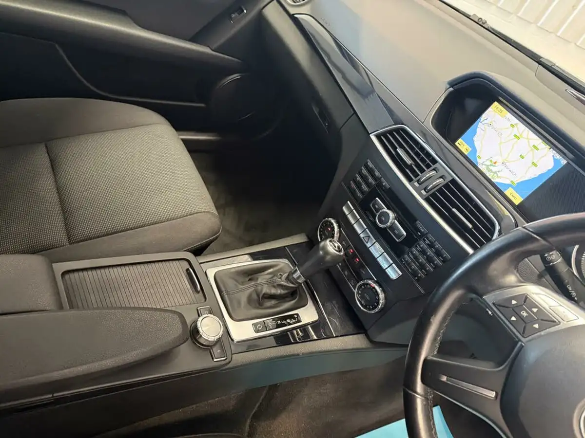 2012-mercedes-benz-c-class-18-c180-se-edition-125-156ps-blueefficiency-saloon-4d-7g-tronic-big-25