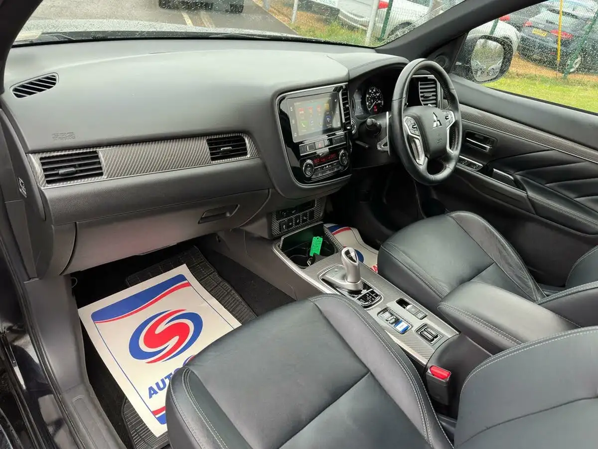 2019-mitsubishi-outlander-24-4h-phev-big-24