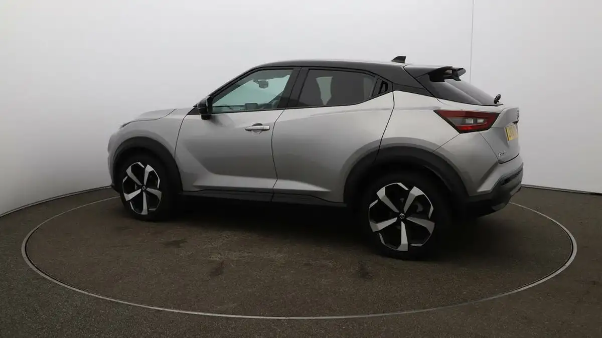 2020-nissan-juke-10-dig-t-tekna-117ps-dct-big-39